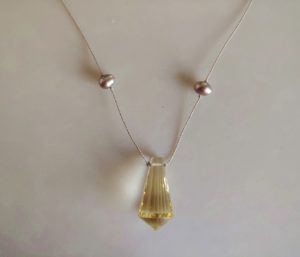 illusion necklace quartz